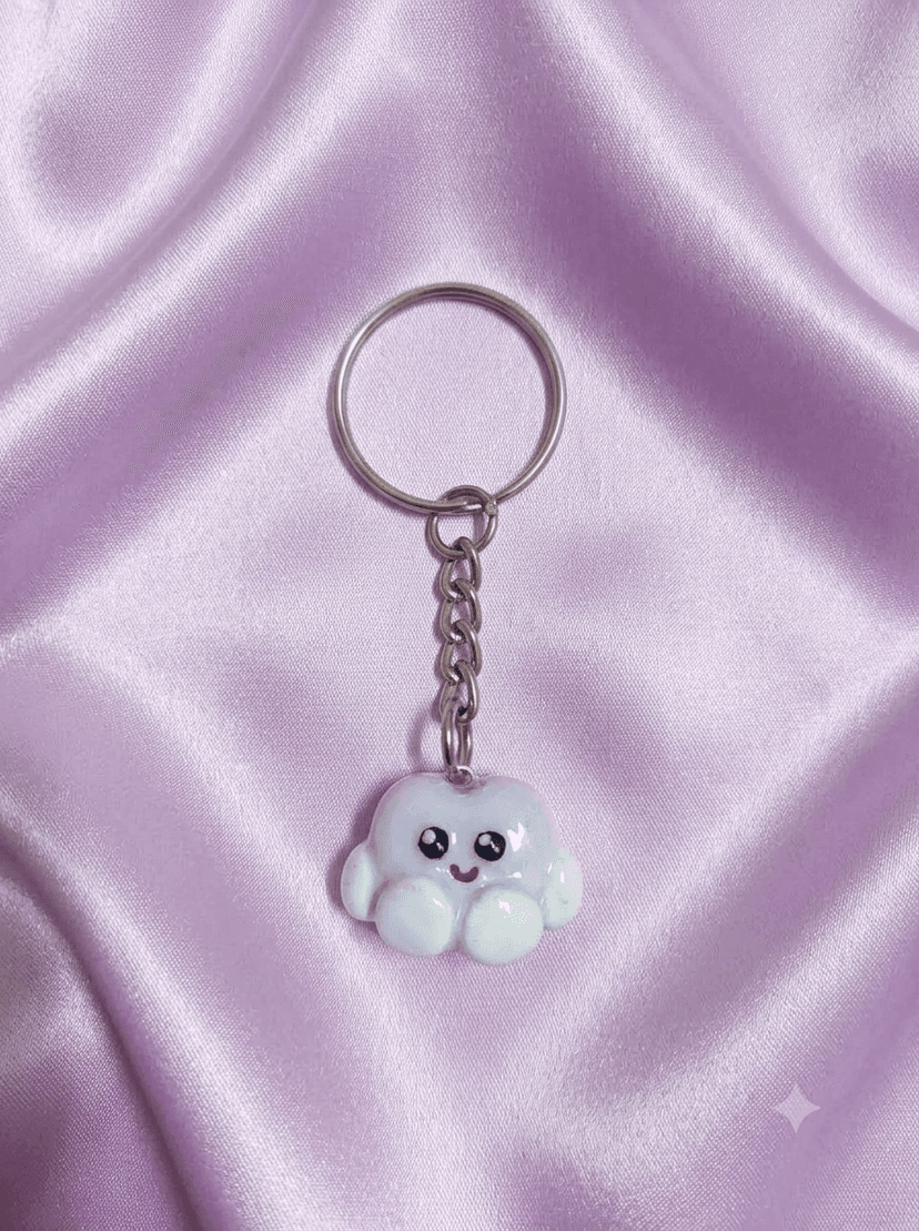 Purple heart - keychain in lavender, front view